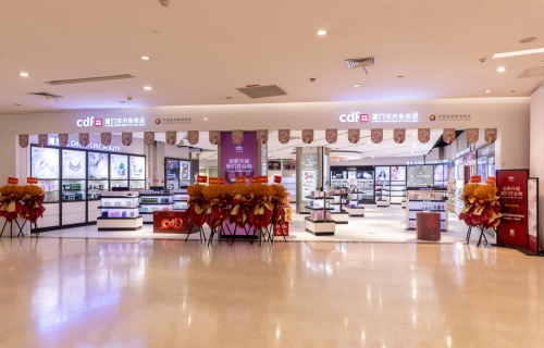 中免集团厦门市内免税店焕新开业，福建省首家市内免税店正式亮相
