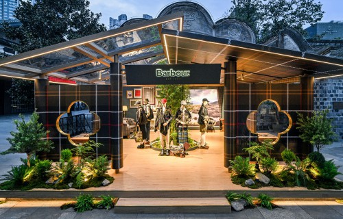 Barbour 诚邀韩东君莅临成都太古里，共庆Tartan经典格新主题快闪店耀然启幕