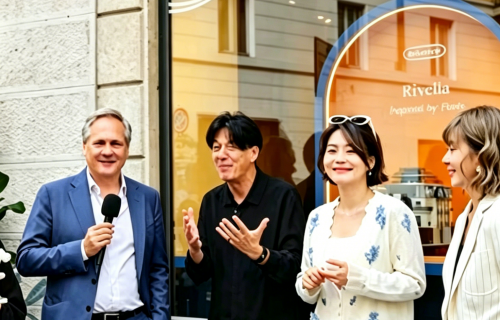 德龙携手微缩模型大师，于今年米兰设计周发布「记忆中的咖啡馆」